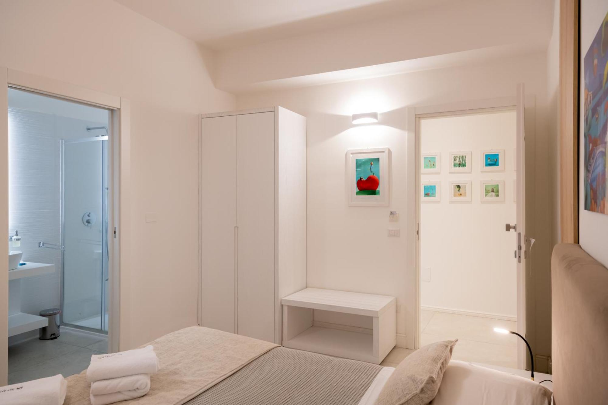Lo Studio Di Viale Lo Re Camere & Caffe' レッチェ エクステリア 写真
